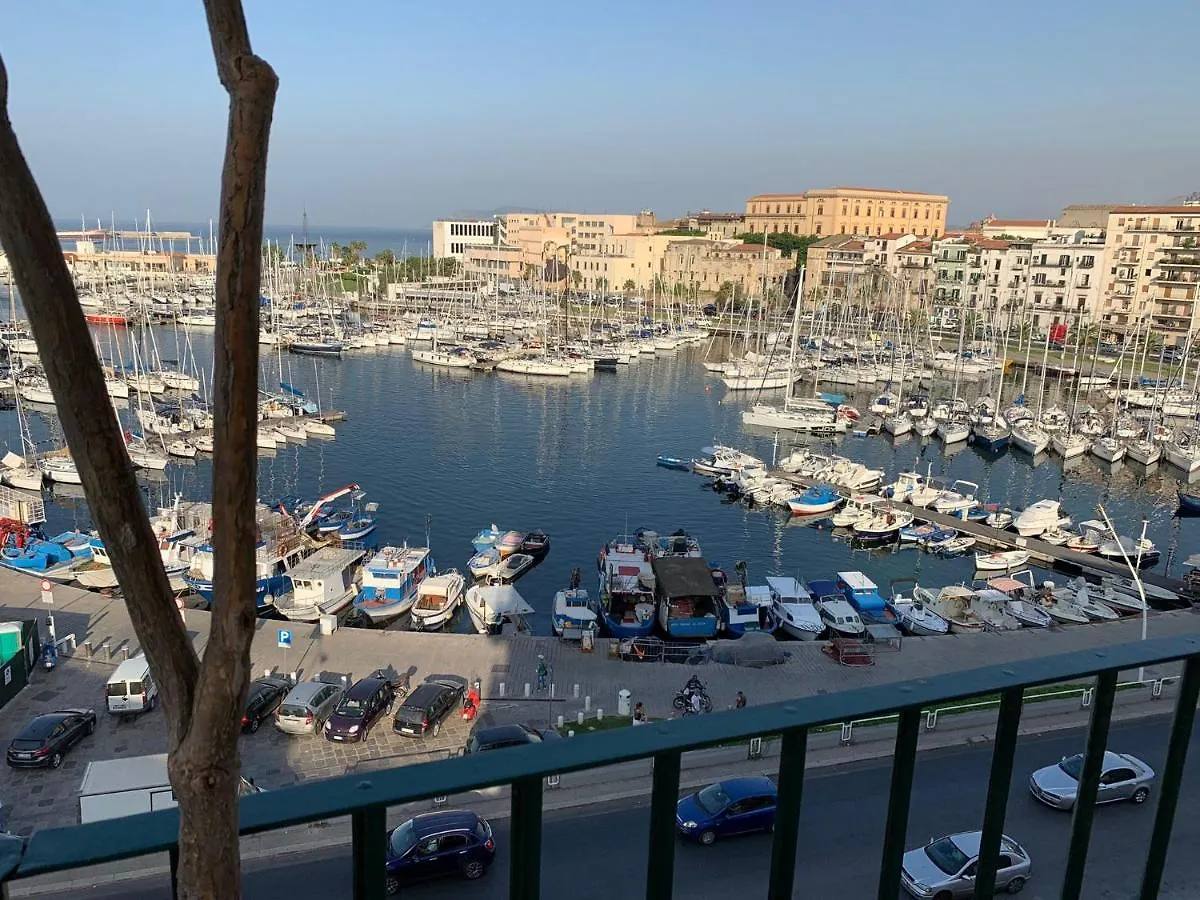 Appartamento Cala Mare Palermo
