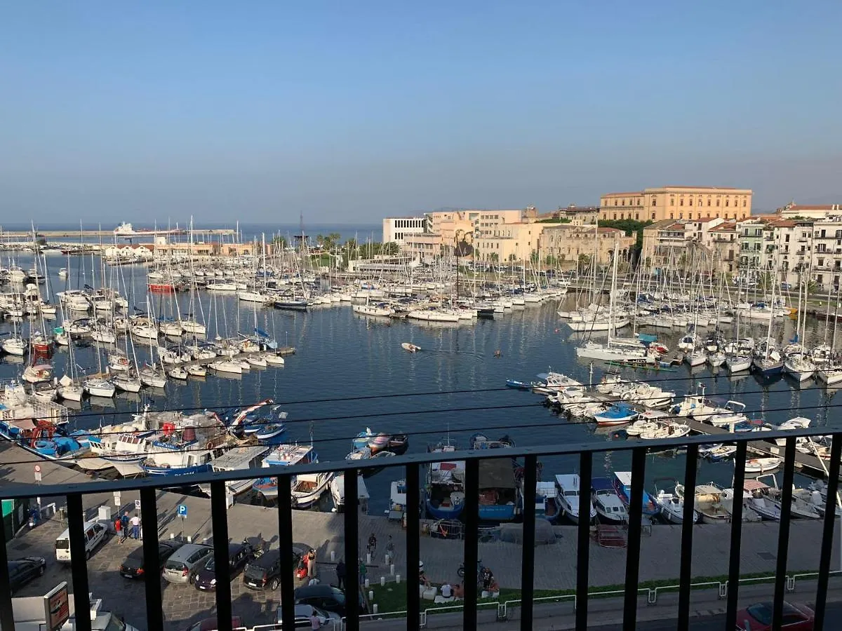 Appartamento Cala Mare Palermo Italia